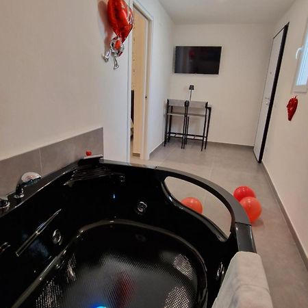 Raggio Di Sole 3 Hotel Бари Екстериор снимка
