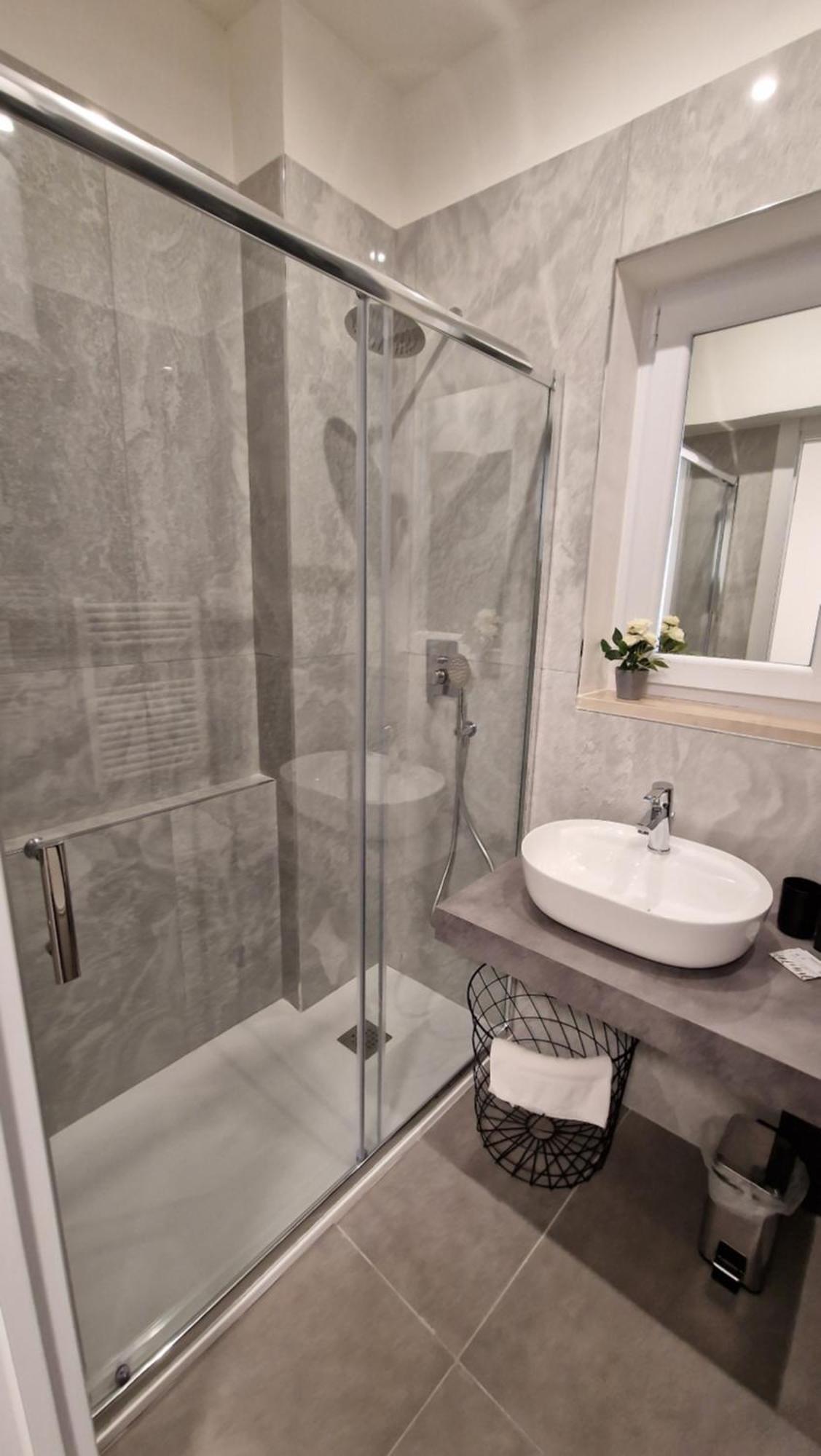 Raggio Di Sole 3 Hotel Бари Екстериор снимка