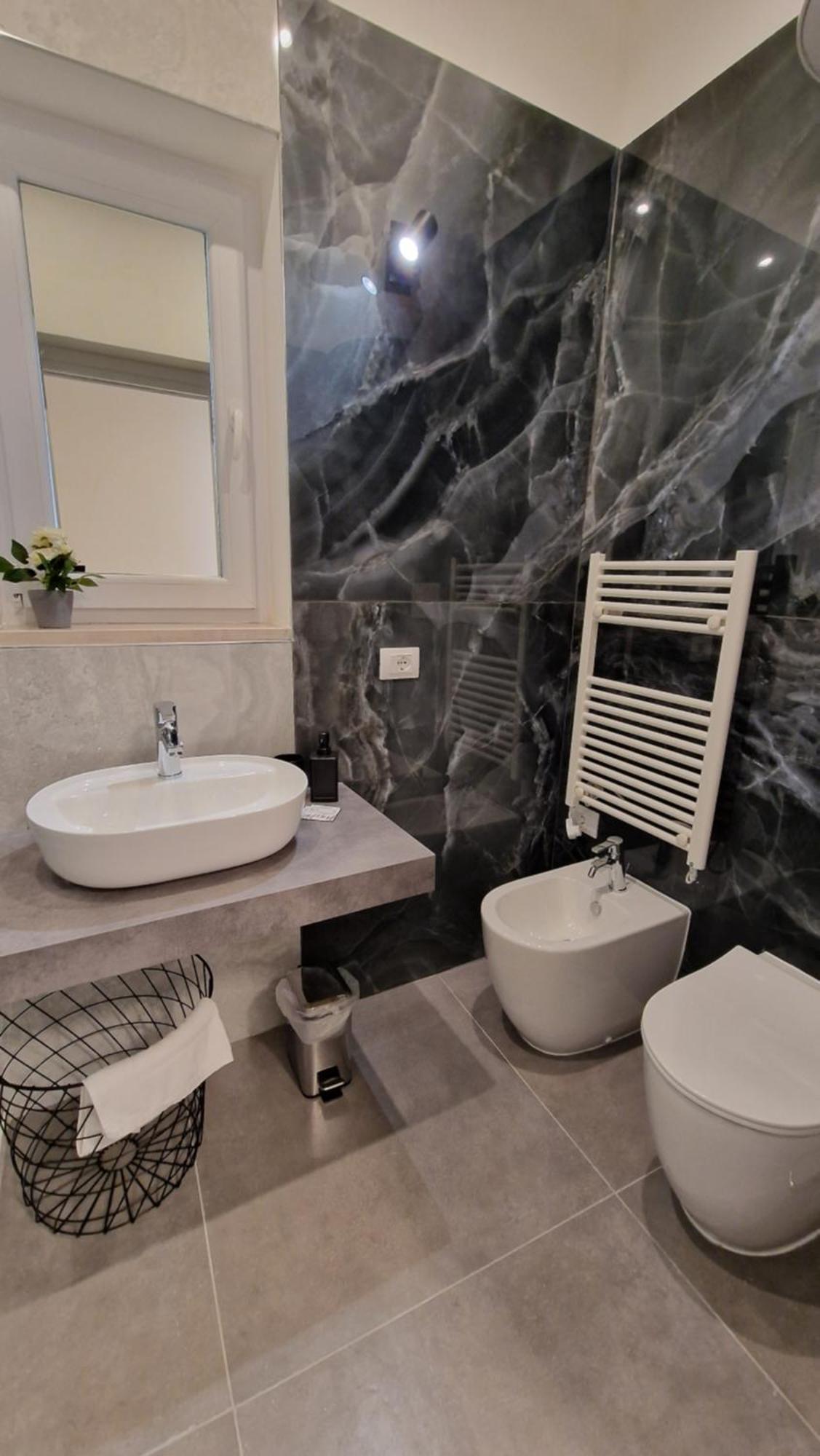 Raggio Di Sole 3 Hotel Бари Екстериор снимка